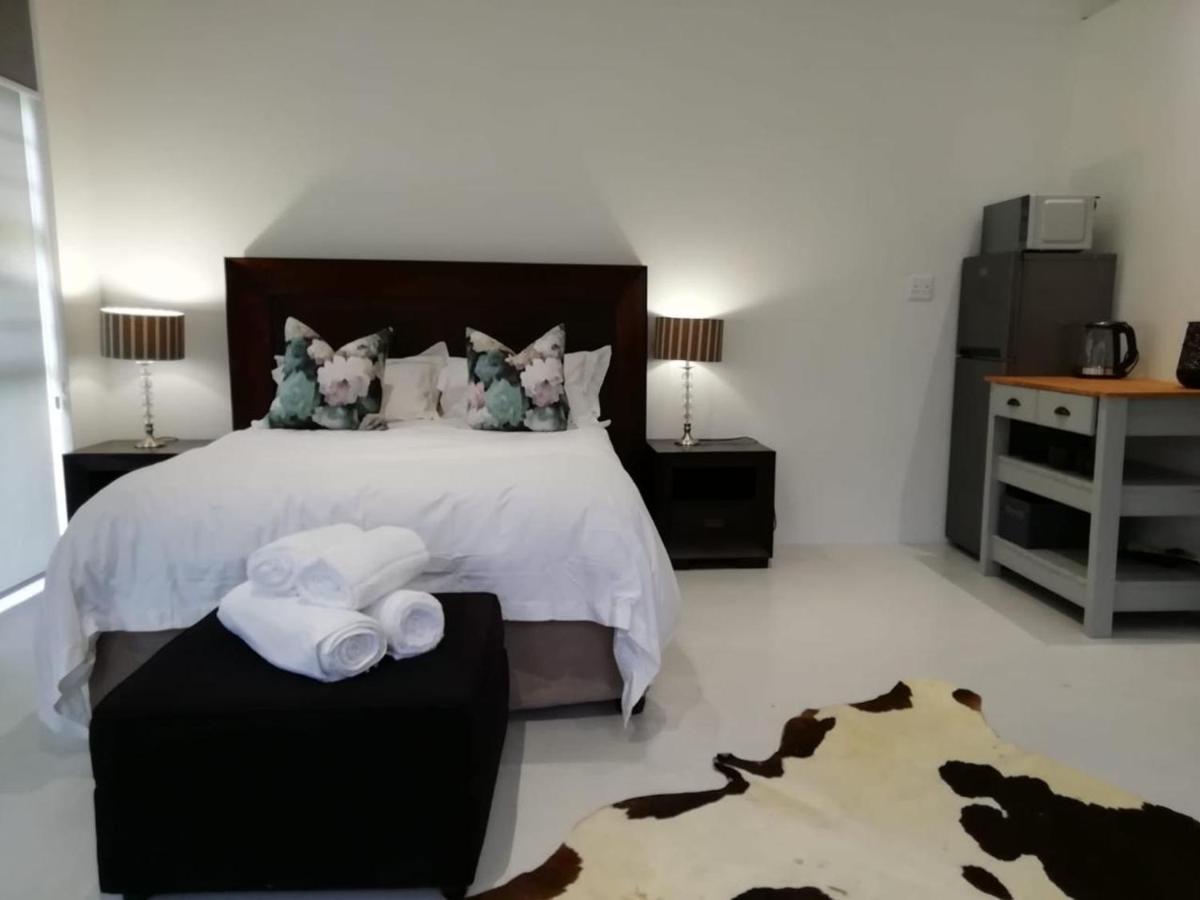 Miles House Apartment George Luaran gambar
